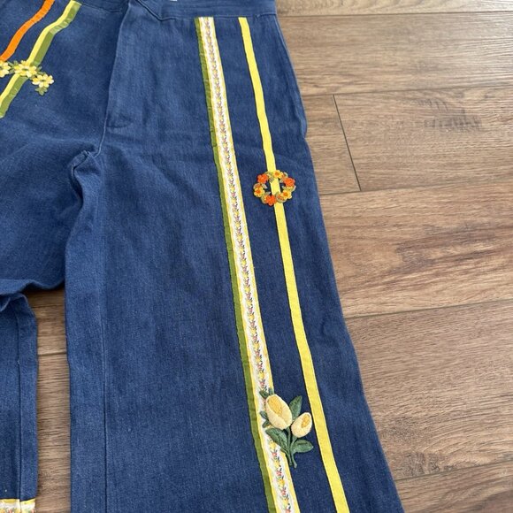 Vintage 70s Petit Fors Floral Flared Jeans - Picture 9 of 15